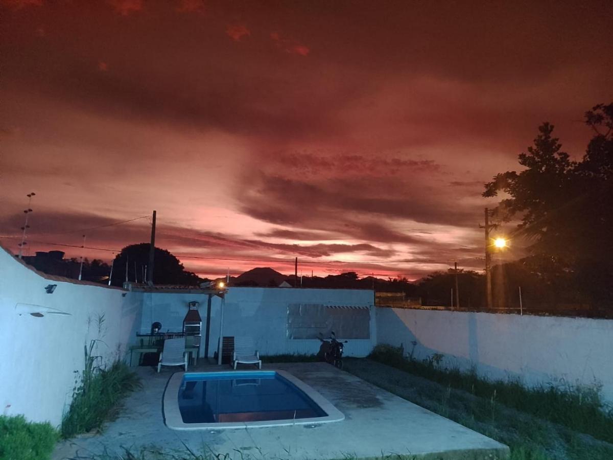 Villa Vila Agradavel Com Piscina. Peruíbe Exterior foto